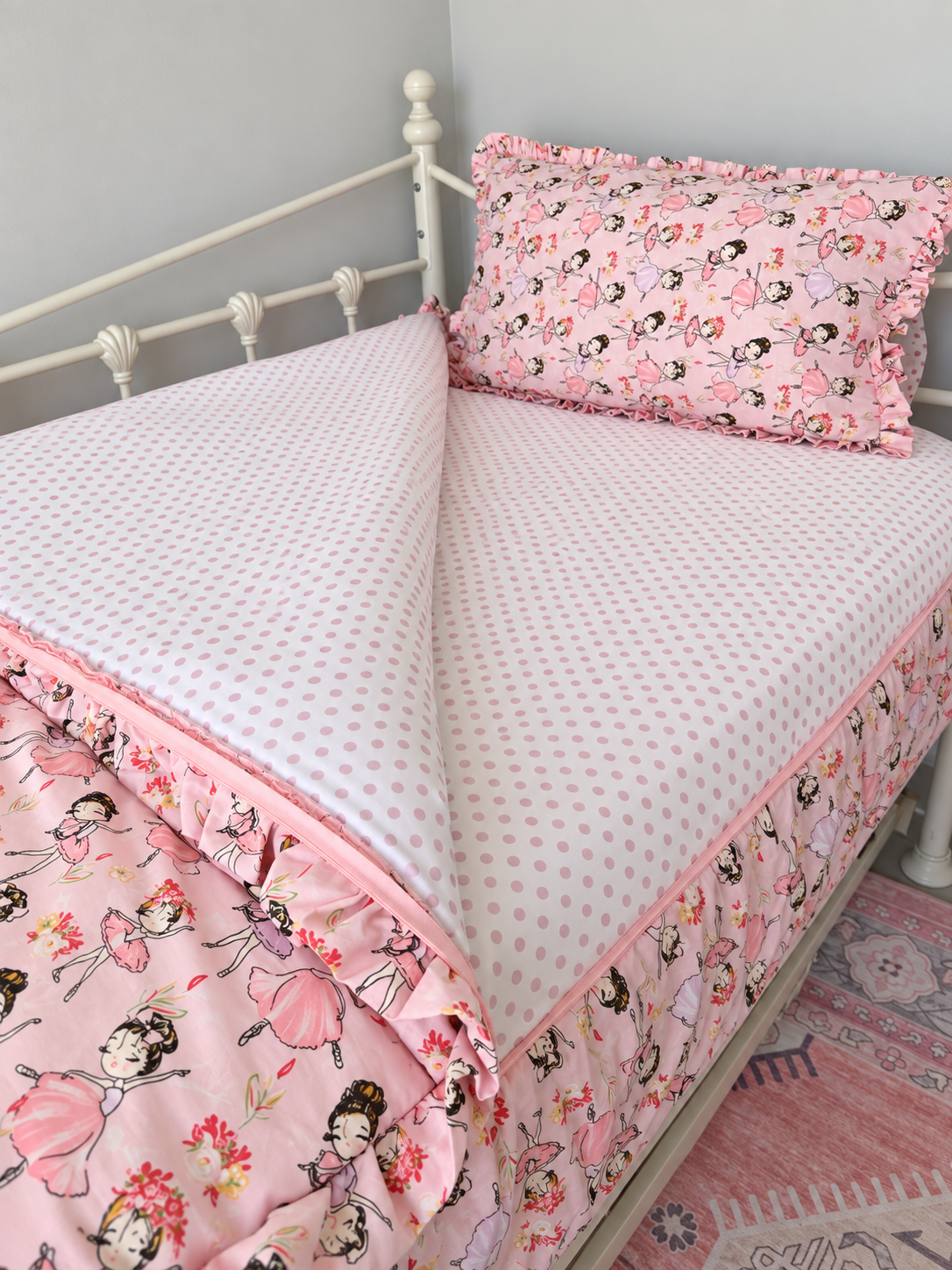 Ballerina Dreams Zip Bedding Set