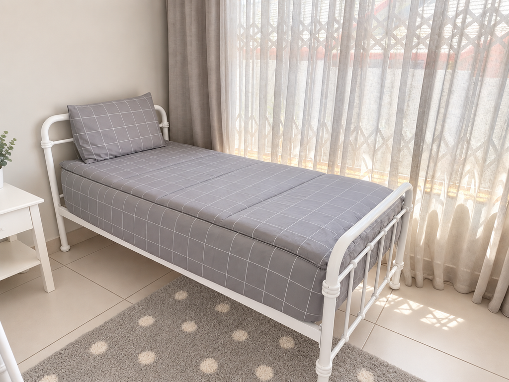 Grid Check Zip Bedding Set