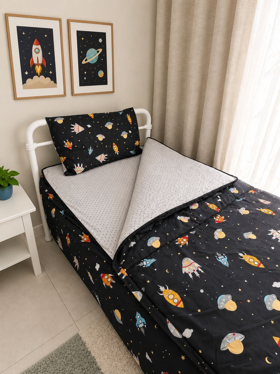 Space Explorer Zip Bedding Set